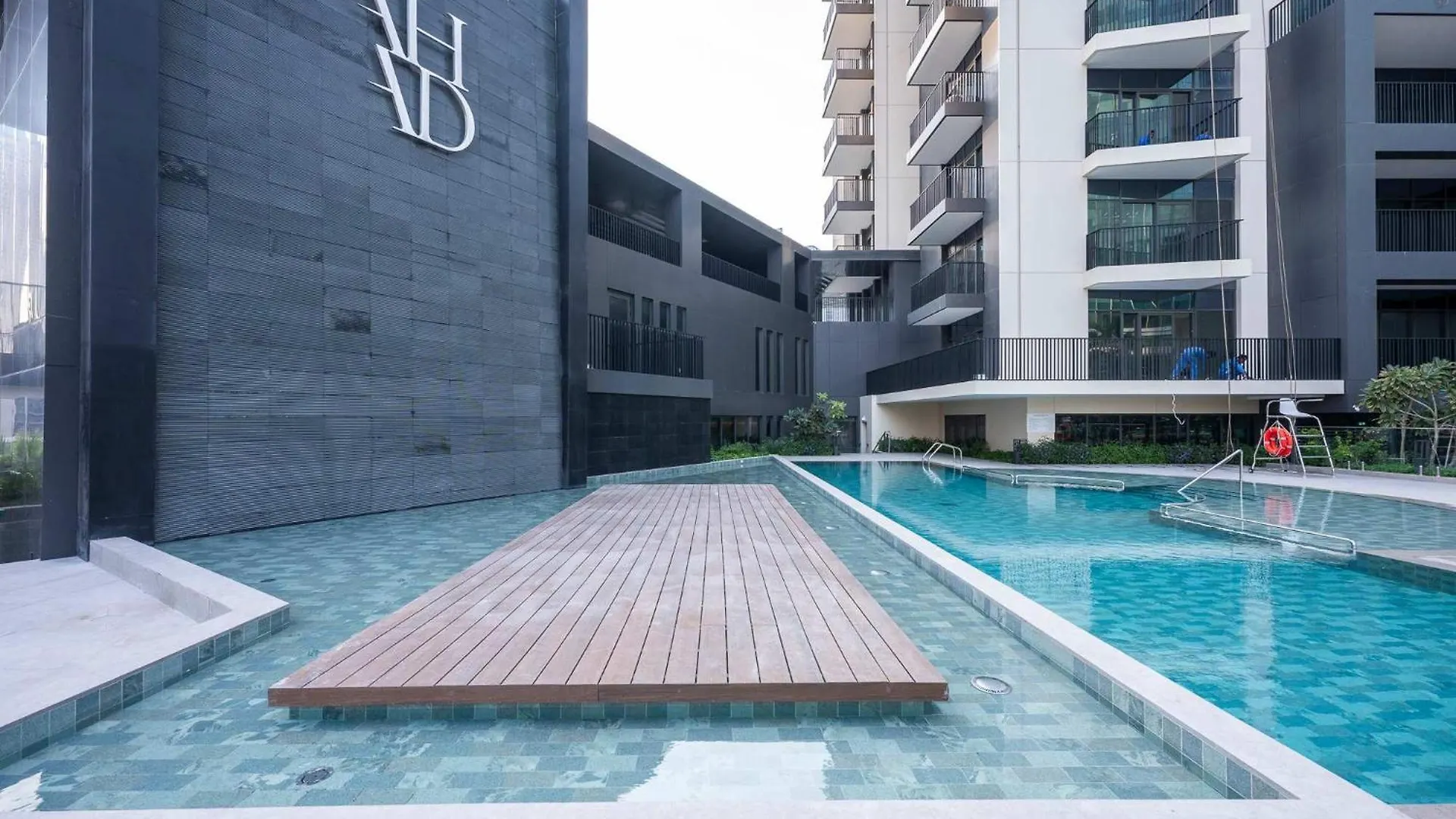 Elegant 1-Bedroom Apartment For 2 Near To Burj Khalifa Dubai United Arab Emirates