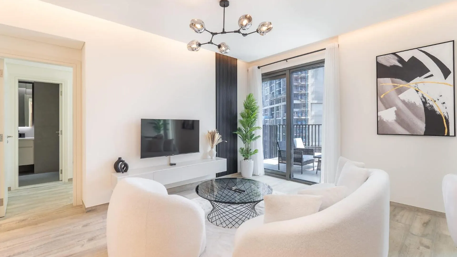 Elegant 1-Bedroom Apartment For 2 Near To Burj Khalifa Dubai 0*,  United Arab Emirates