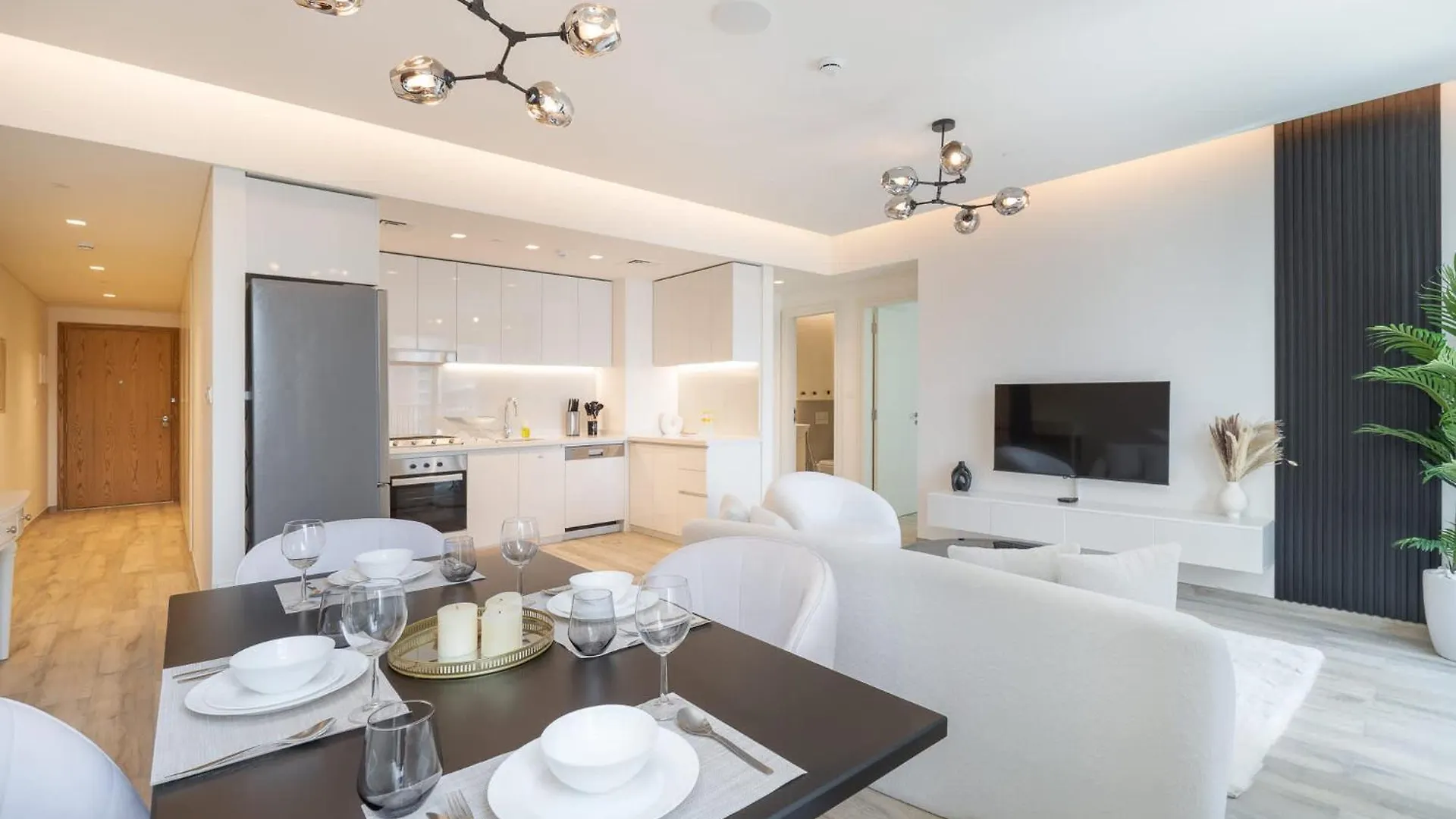 Elegant 1-Bedroom Apartment For 2 Near To Burj Khalifa Dubai 0*,  United Arab Emirates